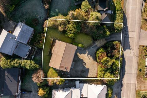 Photo of property in 16 Williams Street, Sunshine Bay, Queenstown, 9300