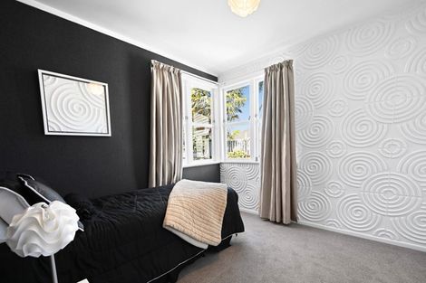 Photo of property in 5 Nixon Street, Hamilton East, Hamilton, 3216