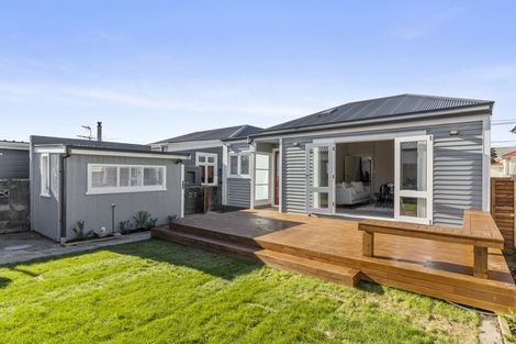 Photo of property in 5 Bay Street, Petone, Lower Hutt, 5012