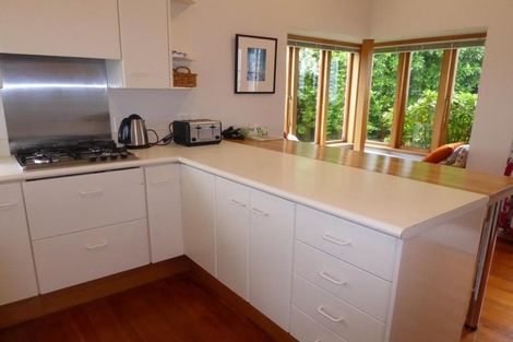 Photo of property in 53 Nevay Road, Miramar, Wellington, 6022