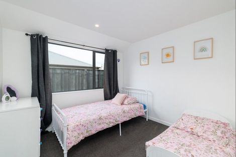 Photo of property in 17 Puaka Street, Pegasus, 7612