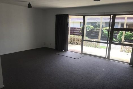 Photo of property in 2/20 Bowling Road, Greenmeadows, Napier, 4112