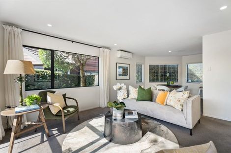 Photo of property in 2b Tokomaru Street, Orakei, Auckland, 1071