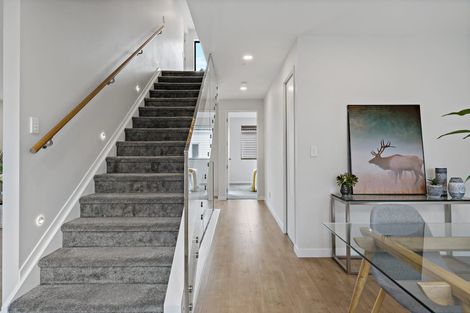 Photo of property in 21c Roseberry Avenue, Birkenhead, Auckland, 0626