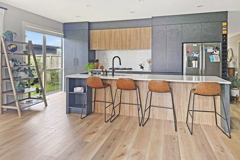 Photo of property in 8 Pukemarino Road, Waimauku, 0812