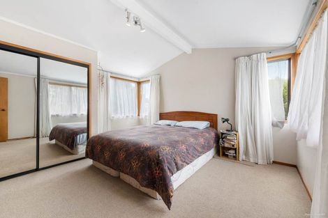 Photo of property in 15 Banksia Place, Goodwood Heights, Auckland, 2105