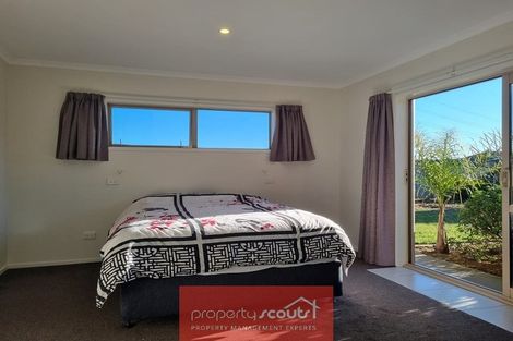 Photo of property in 3a Honeyfield Drive, Whalers Gate, New Plymouth, 4310