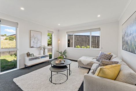 Photo of property in 8 Harriet Johnston Drive, Pokeno, 2402