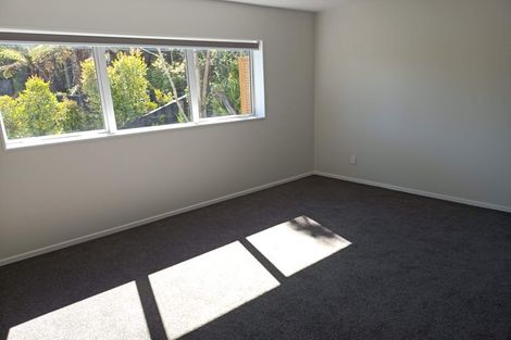 Photo of property in 39 Tui Glen Road, Birkenhead, Auckland, 0626