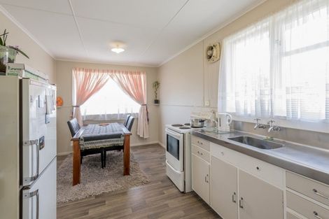 Photo of property in 49 Waerenga Road, Otaki, 5512