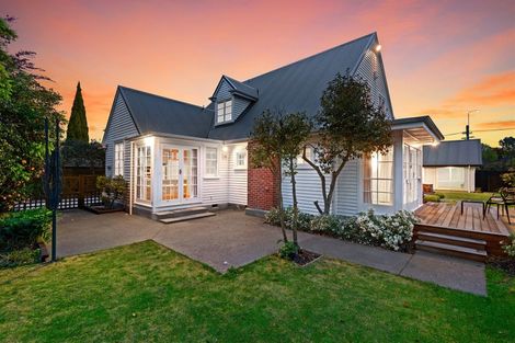 Photo of property in 196 Ilam Road, Ilam, Christchurch, 8041