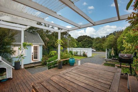 Photo of property in 92 Beach Road, Long Beach, Port Chalmers, 9081