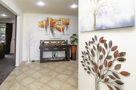 Photo of property in 119 Pacific Drive, Fitzherbert, Palmerston North, 4410