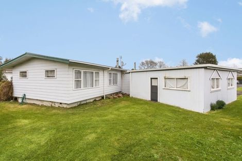 Photo of property in 30 Domain Street, Waiuku, 2123