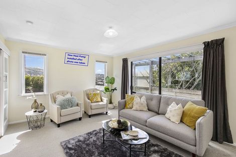 Photo of property in 72 Dominion Park Street, Johnsonville, Wellington, 6037