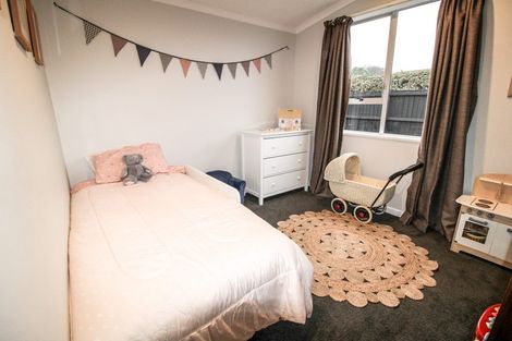 Photo of property in 16 Edward Street, Prebbleton, 7604