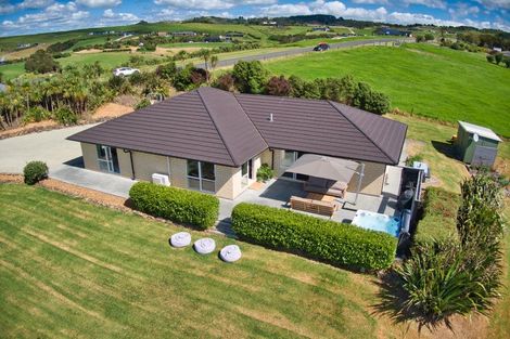 Photo of property in 38 Daniel Parade, Mangawhai, Wellsford, 0975