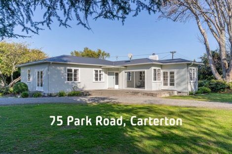 Photo of property in 75 Park Road, Carterton, 5713