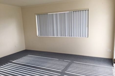 Photo of property in 4 Ettrick Lane, Papakura, 2110