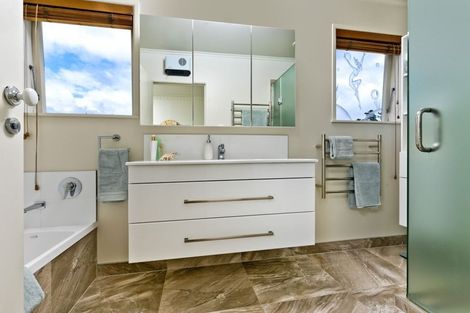 Photo of property in 323 Ireland Road, Waitoki, Kaukapakapa, 0871