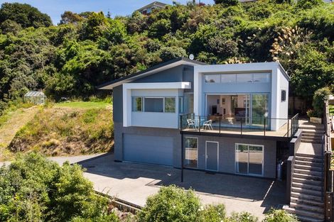 Photo of property in 34 Seaview Terrace, Kew, Dunedin, 9012