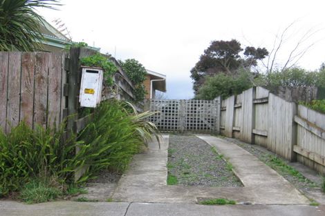 Photo of property in 1/20 Hilton Grove, Kelvin Grove, Palmerston North, 4414