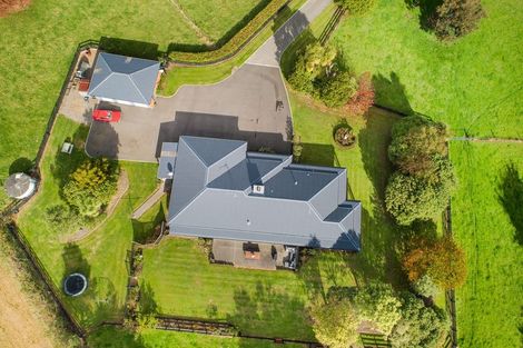 Photo of property in 38 Brandon Hall Road, Bulls, 4894