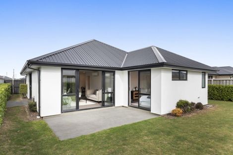 Photo of property in 33 Wakefield Drive, Rolleston, 7615