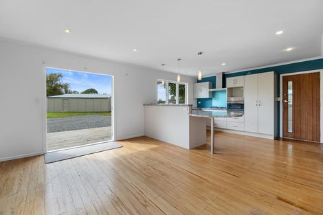 Photo of property in 16 Eureka Road, Eureka, Hamilton, 3287