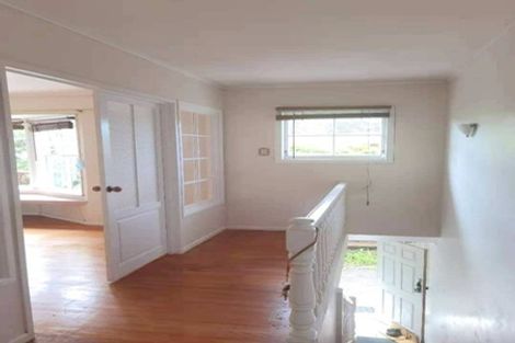 Photo of property in 9 Janet Street, Sunnyhills, Auckland, 2010