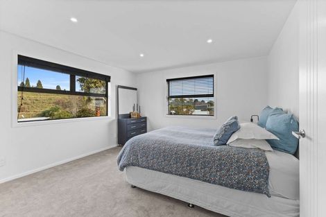 Photo of property in 13a Heta Road, Highlands Park, New Plymouth, 4312