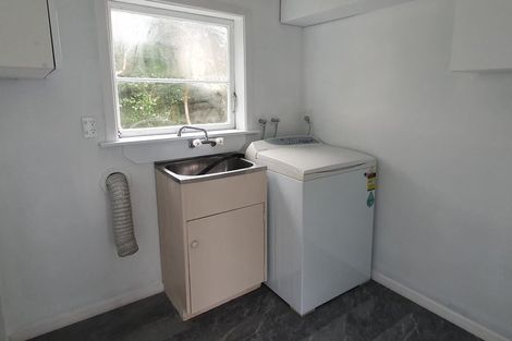 Photo of property in 21 Parkvale Road, Karori, Wellington, 6012