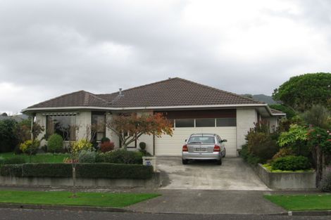 Photo of property in 11 Windsor Avenue, Waikanae, 5036