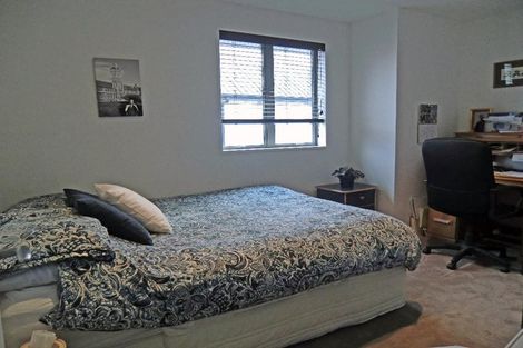 Photo of property in 144a Holly Road, St Albans, Christchurch, 8014