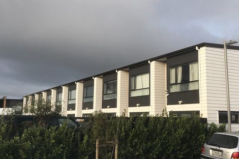 Photo of property in 1 Beardmore Lane, Papakura, 2110