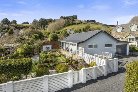 Photo of property in 23 Greenacres Street, Macandrew Bay, Dunedin, 9014