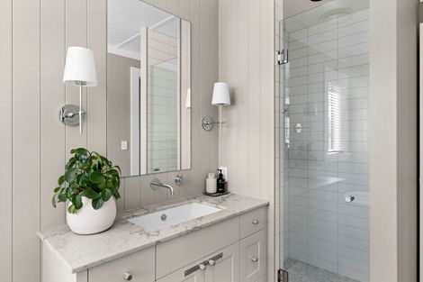 Photo of property in 12 Taruna Place, Havelock North, 4130