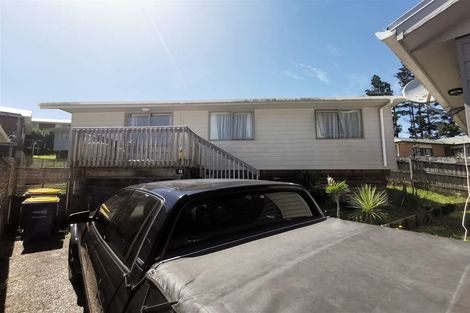 Photo of property in 48 Candia Road, Swanson, Auckland, 0614