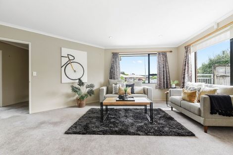 Photo of property in 15 Rogers Place, Fairview Downs, Hamilton, 3214