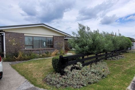 Photo of property in 12 Solway Place, Mount Maunganui, 3116