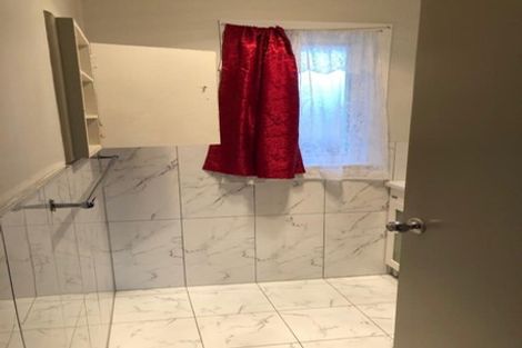 Photo of property in 12 Rogers Road, Manurewa, Auckland, 2102