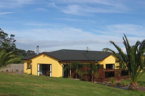 Photo of property in 23 Gill Drive, Kawakawa, 0210