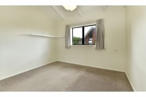 Photo of property in 8 Bellbird Place, Orewa, 0931