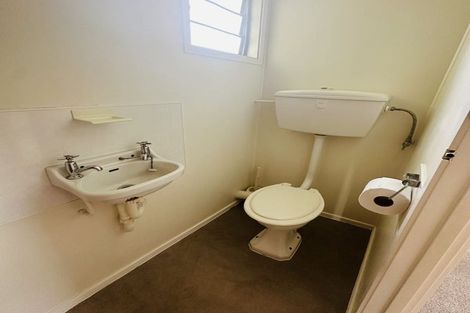 Photo of property in 17 Toroa Street, Torbay, Auckland, 0630