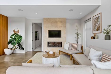 Photo of property in 476 Hibiscus Coast Highway, Orewa, 0931