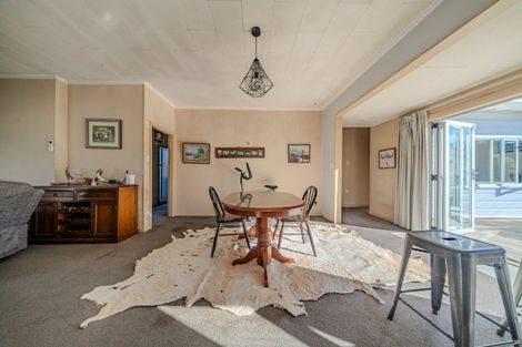 Photo of property in 50 Tararua Street, Pahiatua, 4910