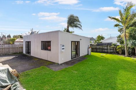 Photo of property in 10 Beryl Place, Mangere East, Auckland, 2024