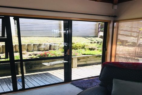 Photo of property in 1/86 Waimumu Road, Massey, Auckland, 0614