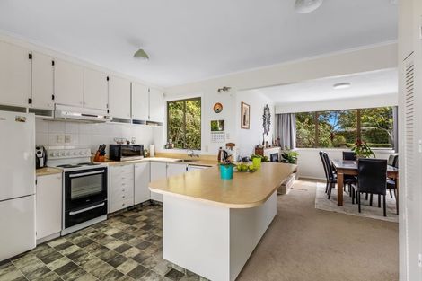 Photo of property in 10 Lawry Street, Moturoa, New Plymouth, 4310
