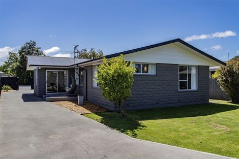 Photo of property in 65 Johns Road, Rangiora, 7400
